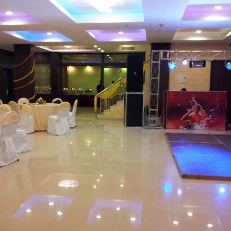 Oyo 1227 Hotel Rousha Inn Ghaziabad Exterior photo